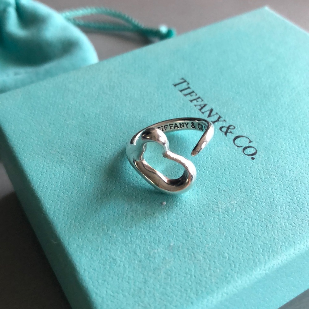 Tiffany & Co. - Picture 2 of 3